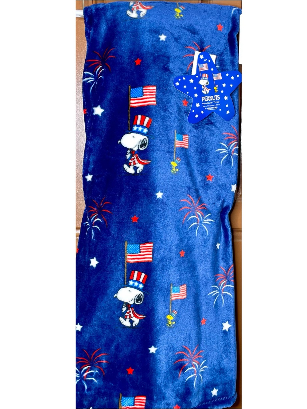 Peanuts 4th of July Fireworks Throw Blanket